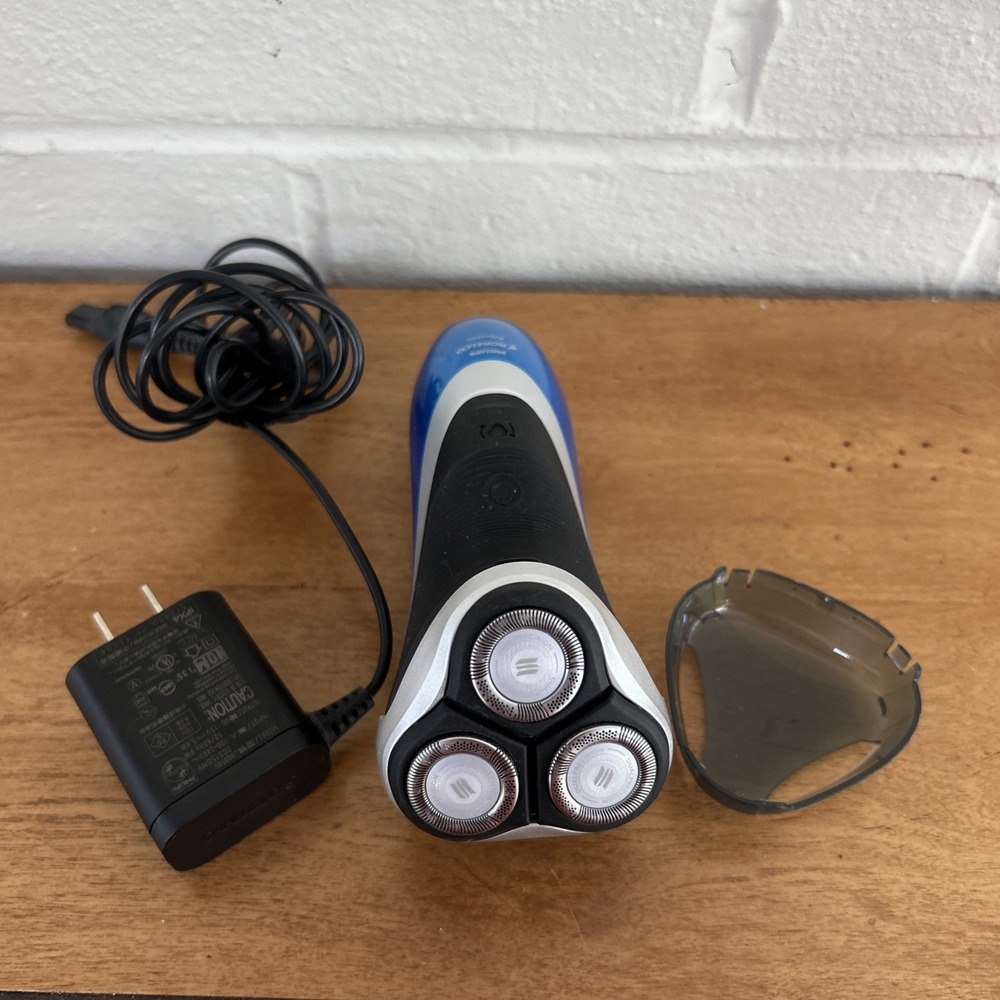 Philips Norelco AquaTouch AT890 Wet Dry Electric Razor Shaver W/ Cord. Works